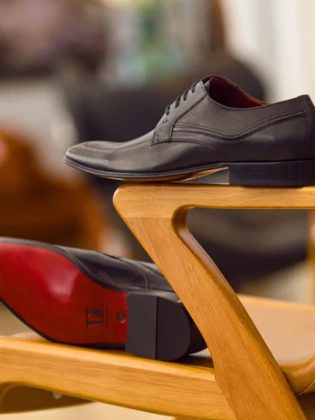 SAPATO-PREMIUM-PRETO-Sola-Couro-01